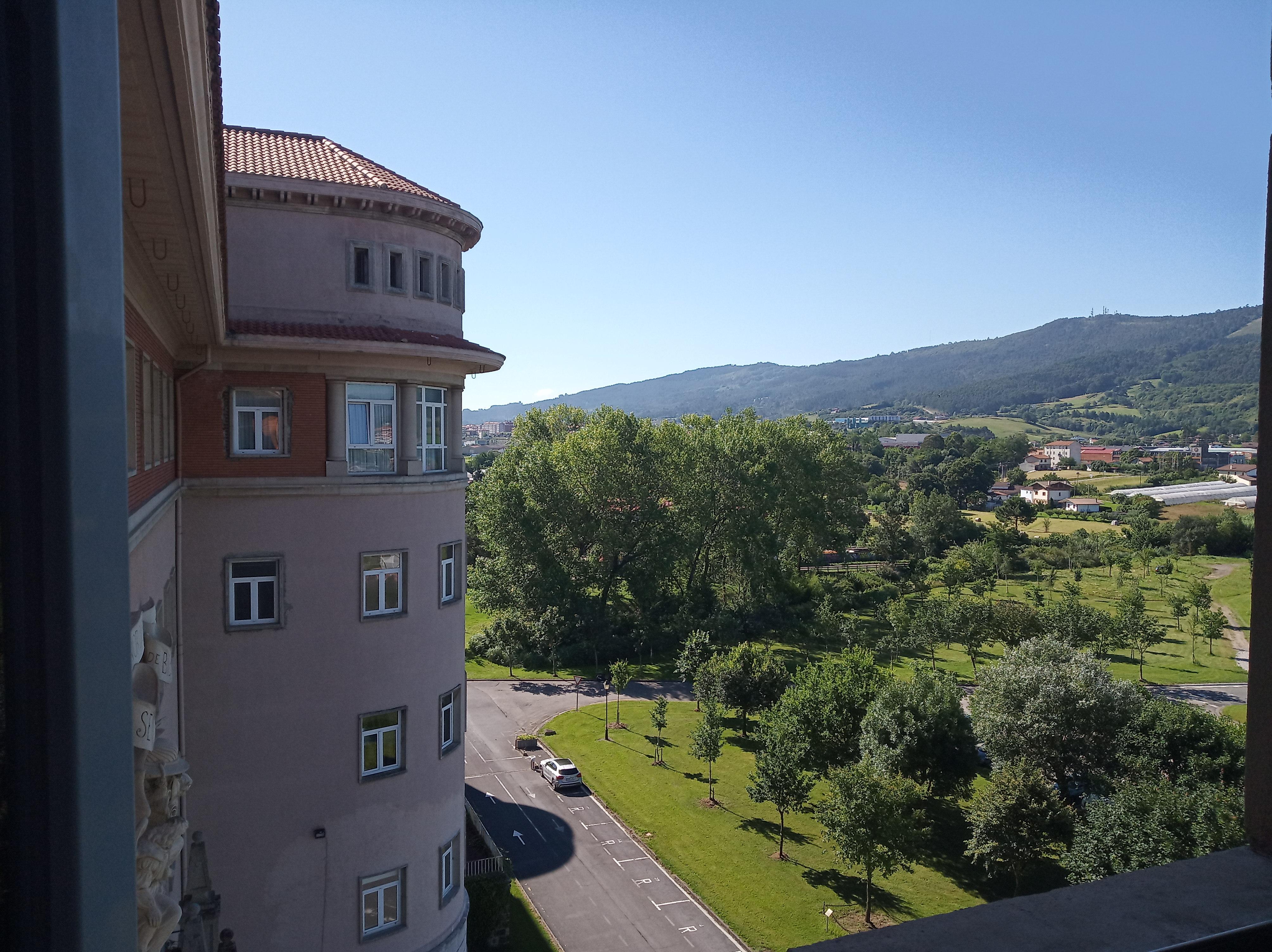 Hotel Seminario Aeropuerto Bilbao Derio Buitenkant foto